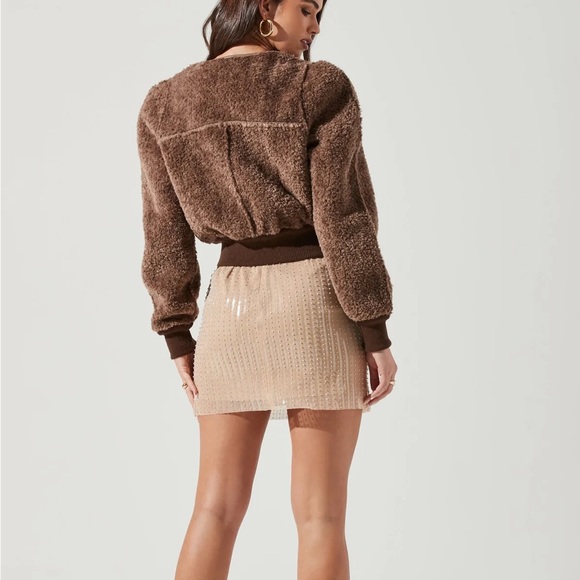Last 1! ASTR the Label Stacy Faux Fur Jacket Brown - Picture 4 of 9